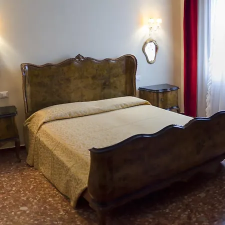 Ca Leda Apartman